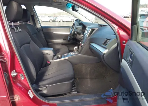 2011 Subaru Legacy 2.5I Premium z USA, uszkodzony, nr VIN 4S3BMBG63B3261305